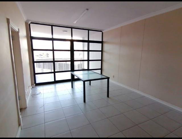 2 BEDROOM APARTMENT FOR SALE IN POINT WATERFRONT